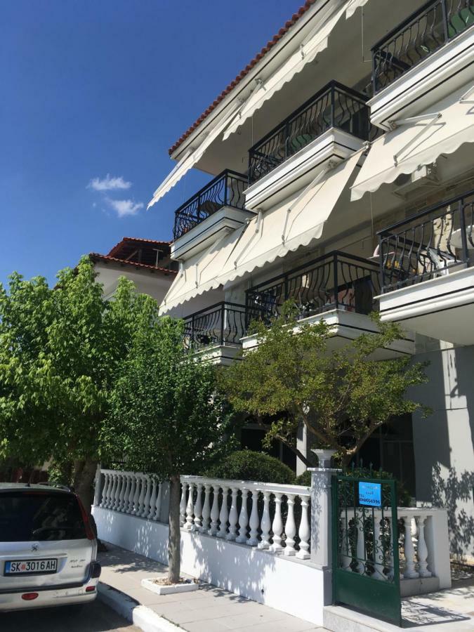 Dionisos Blue Aparthotel Paralia Dionysiou Exterior foto